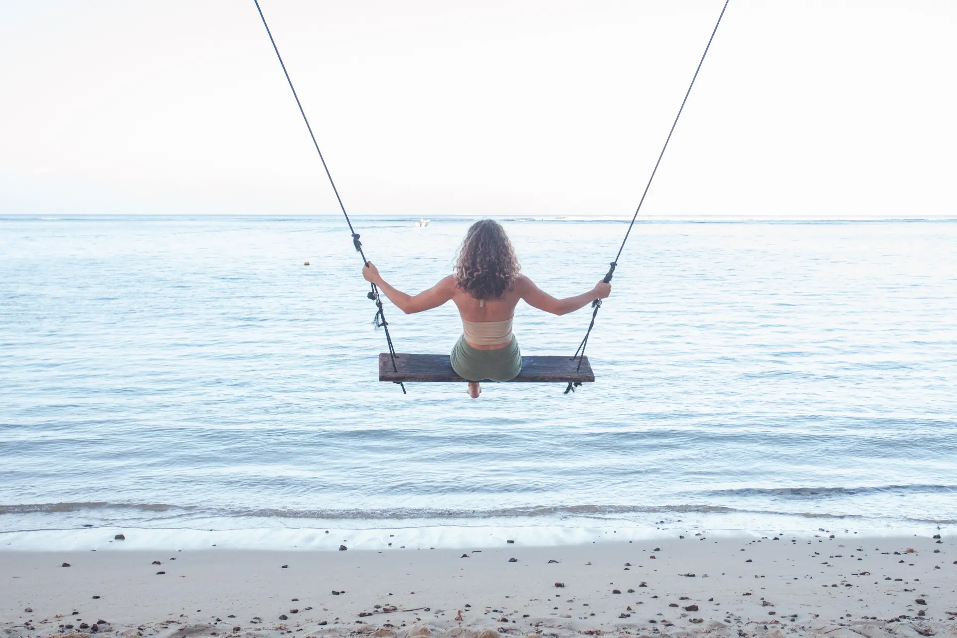 Beach swing